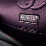 CHANEL Handbag 17S Purple Iridescent Lambskin Quilted Classic Flap Medium -Knockoff
