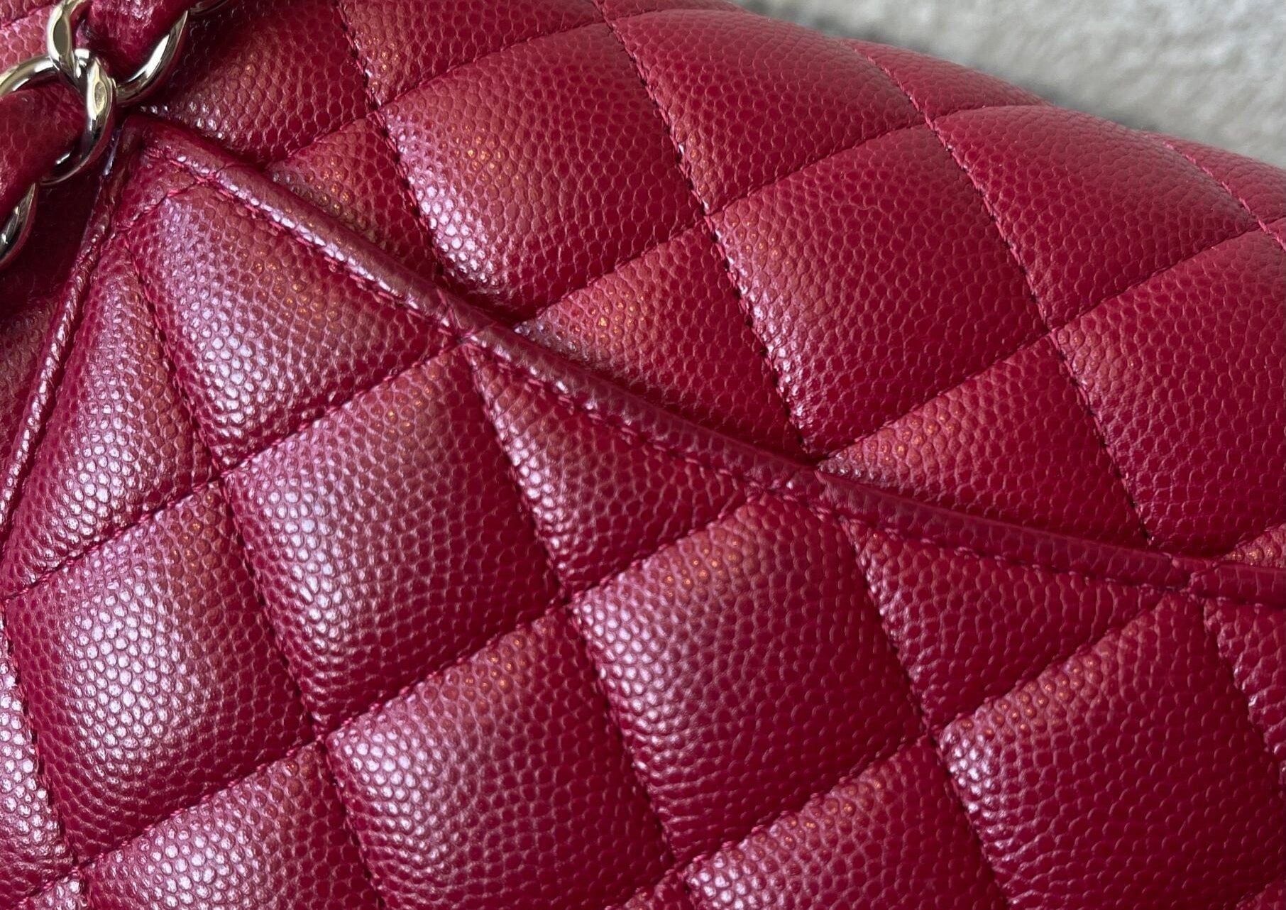 CHANEL Handbag 18B Raspberry Red Caviar Quilted Mini Rectangular Single Flap with Light Gold Hardware -Knockoff
