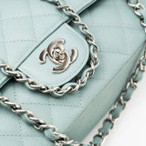 CHANEL Handbag 18C Light Blue Caviar Quilted Medium Classic Flap Edge Stitching Silver Hardware -Knockoff
