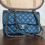 CHANEL Handbag 18S Dark Blue Caviar Quilted Classic Double Flap Light Gold Hardware -Knockoff
