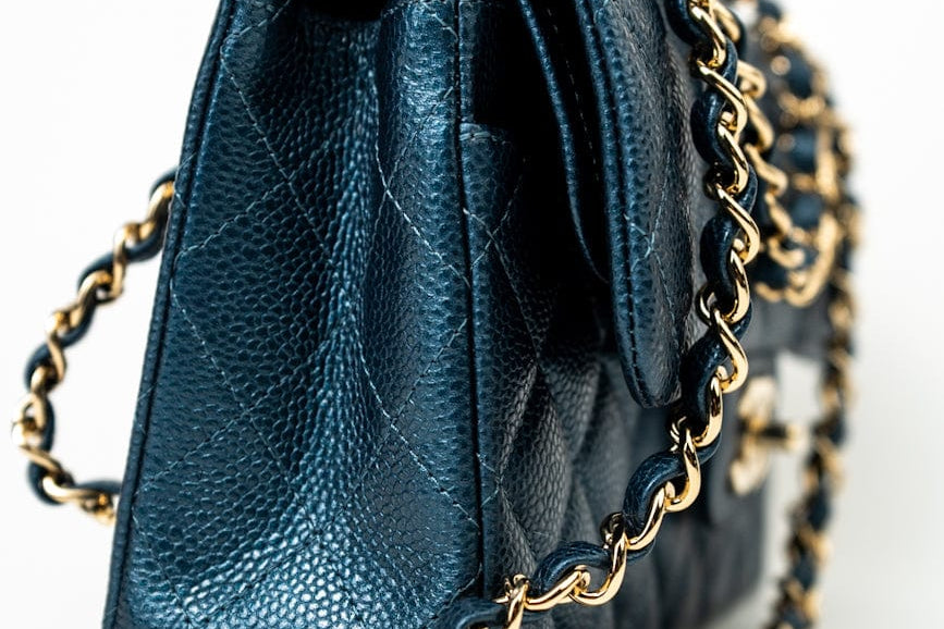 CHANEL Handbag 18S Dark Blue Small Caviar Quilted Classic Double Flap Light Gold Hardware -Knockoff
