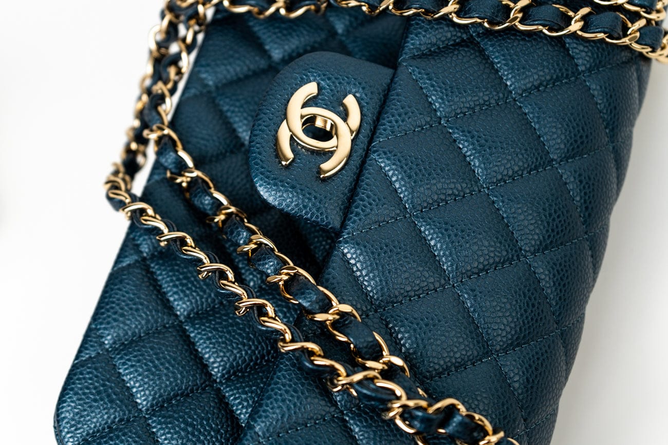 CHANEL Handbag 18S Dark Blue Small Caviar Quilted Classic Double Flap Light Gold Hardware -Knockoff
