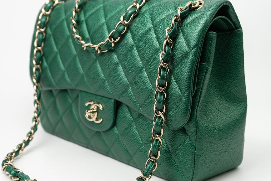 CHANEL Handbag 18S Emerald Green Caviar Quilted Classic Flap Jumbo Light Gold Hardware -Knockoff
