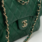 CHANEL Handbag 18S Emerald Green Caviar Quilted Classic Flap Jumbo Light Gold Hardware -Knockoff
