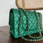 CHANEL Handbag 18S Emerald Green Caviar Quilted Classic Flap Medium Light Gold Hardware -Knockoff
