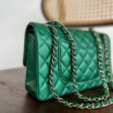 CHANEL Handbag 18S Emerald Green Caviar Quilted Classic Flap Medium Light Gold Hardware -Knockoff
