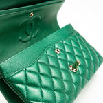 CHANEL Handbag 18S Emerald Green Caviar Quilted Classic Flap Medium Light Gold Hardware -Knockoff
