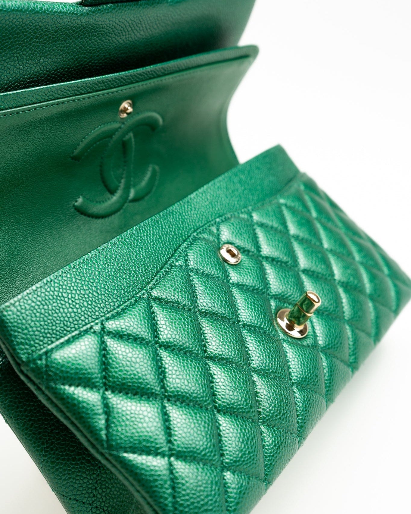 CHANEL Handbag 18S Emerald Green Caviar Quilted Classic Flap Medium Light Gold Hardware -Knockoff
