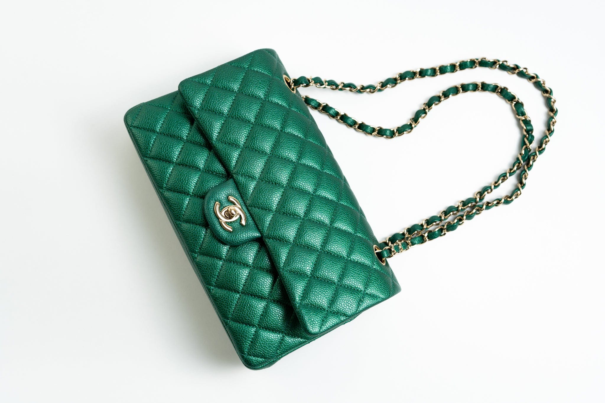 CHANEL Handbag 18S Emerald Green Caviar Quilted Classic Flap Medium Light Gold Hardware -Knockoff
