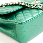 CHANEL Handbag 18S Emerald Green Caviar Quilted Classic Flap Medium Light Gold Hardware -Knockoff
