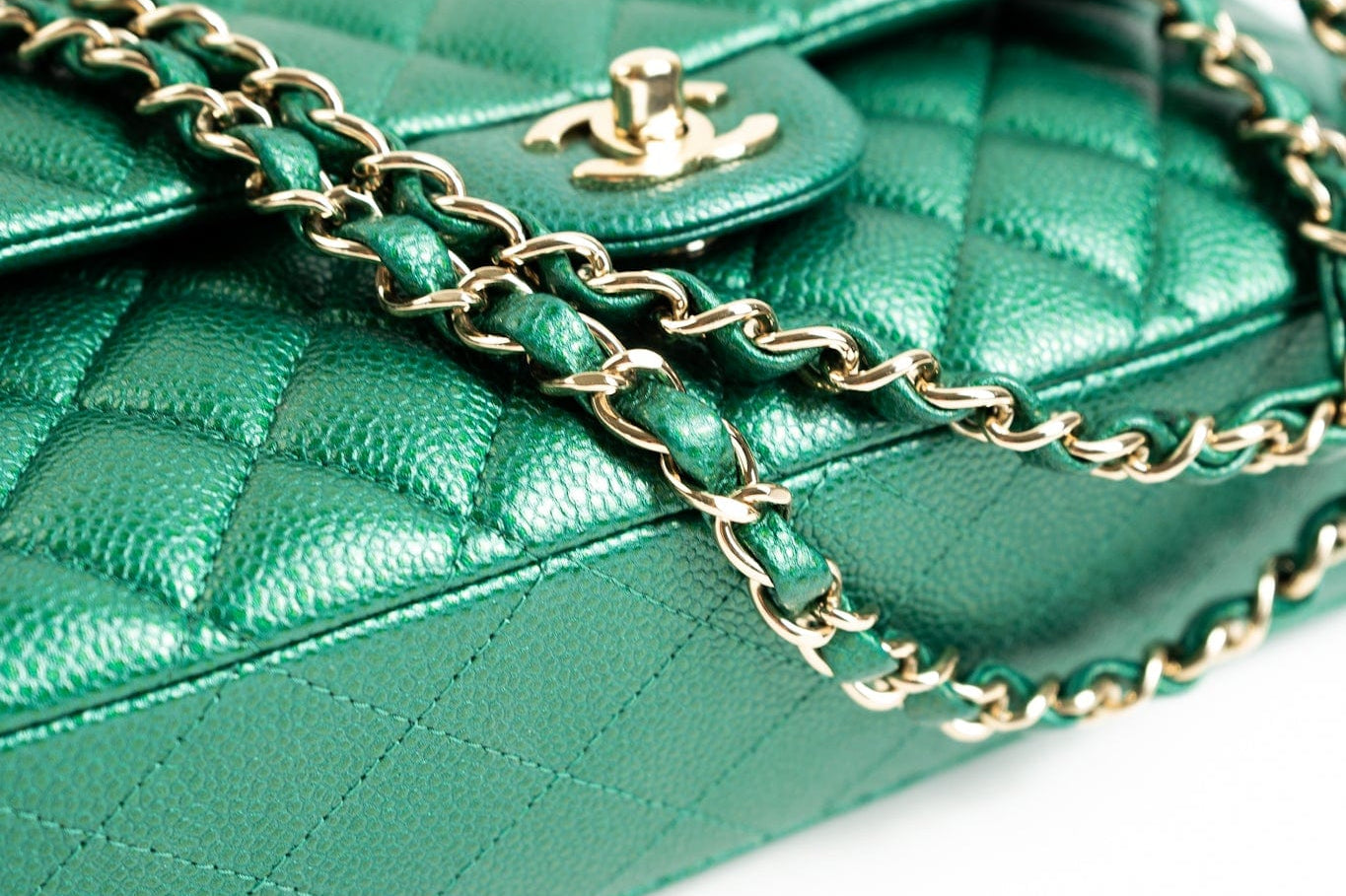 CHANEL Handbag 18S Emerald Green Caviar Quilted Classic Flap Medium Light Gold Hardware -Knockoff
