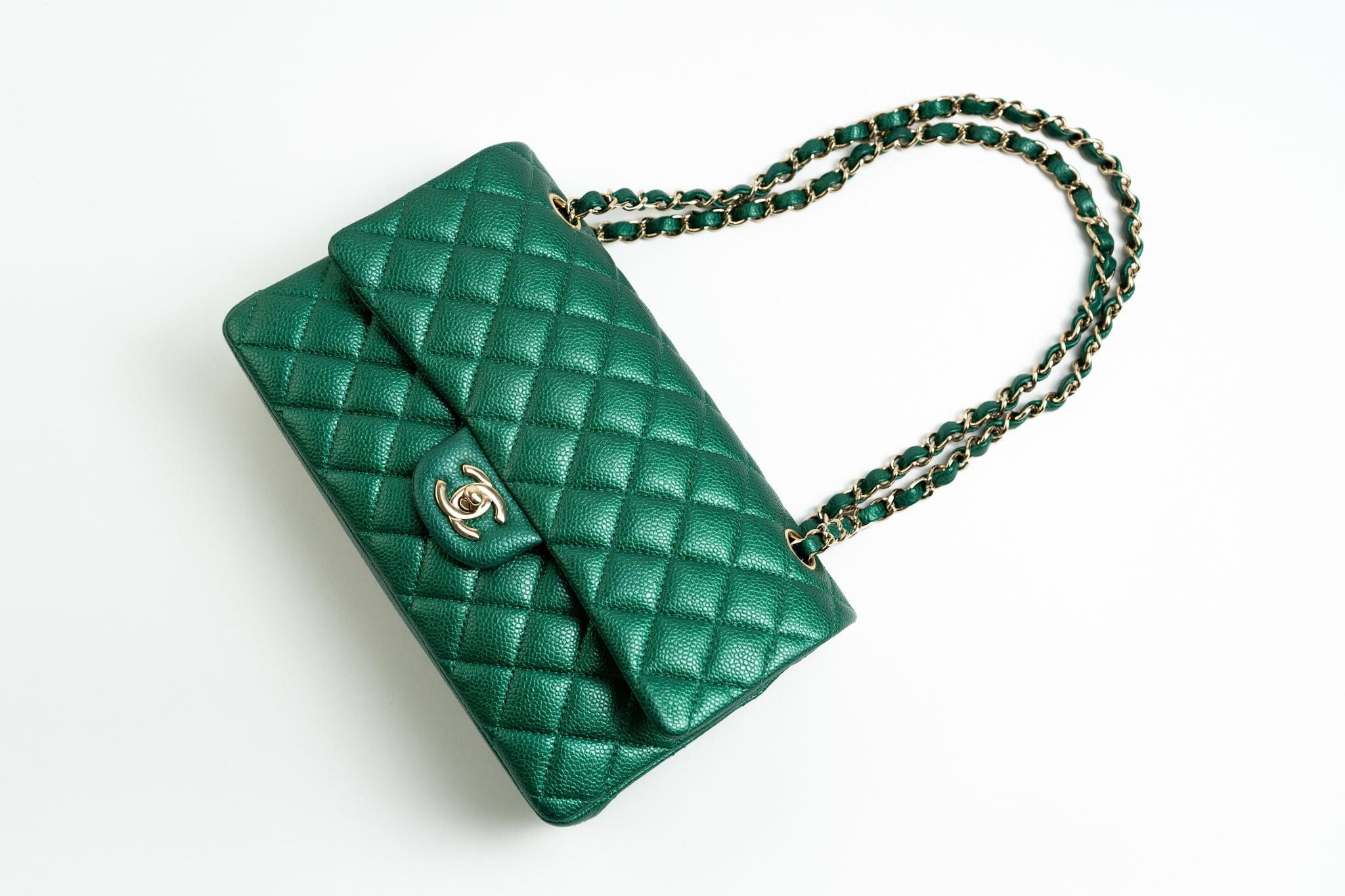 CHANEL Handbag 18S Emerald Green Caviar Quilted Classic Flap Medium Light Gold Hardware -Knockoff
