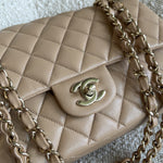 CHANEL Handbag 19B Dark Beige Caviar Quilted Classic Flap Medium LGHW -Knockoff
