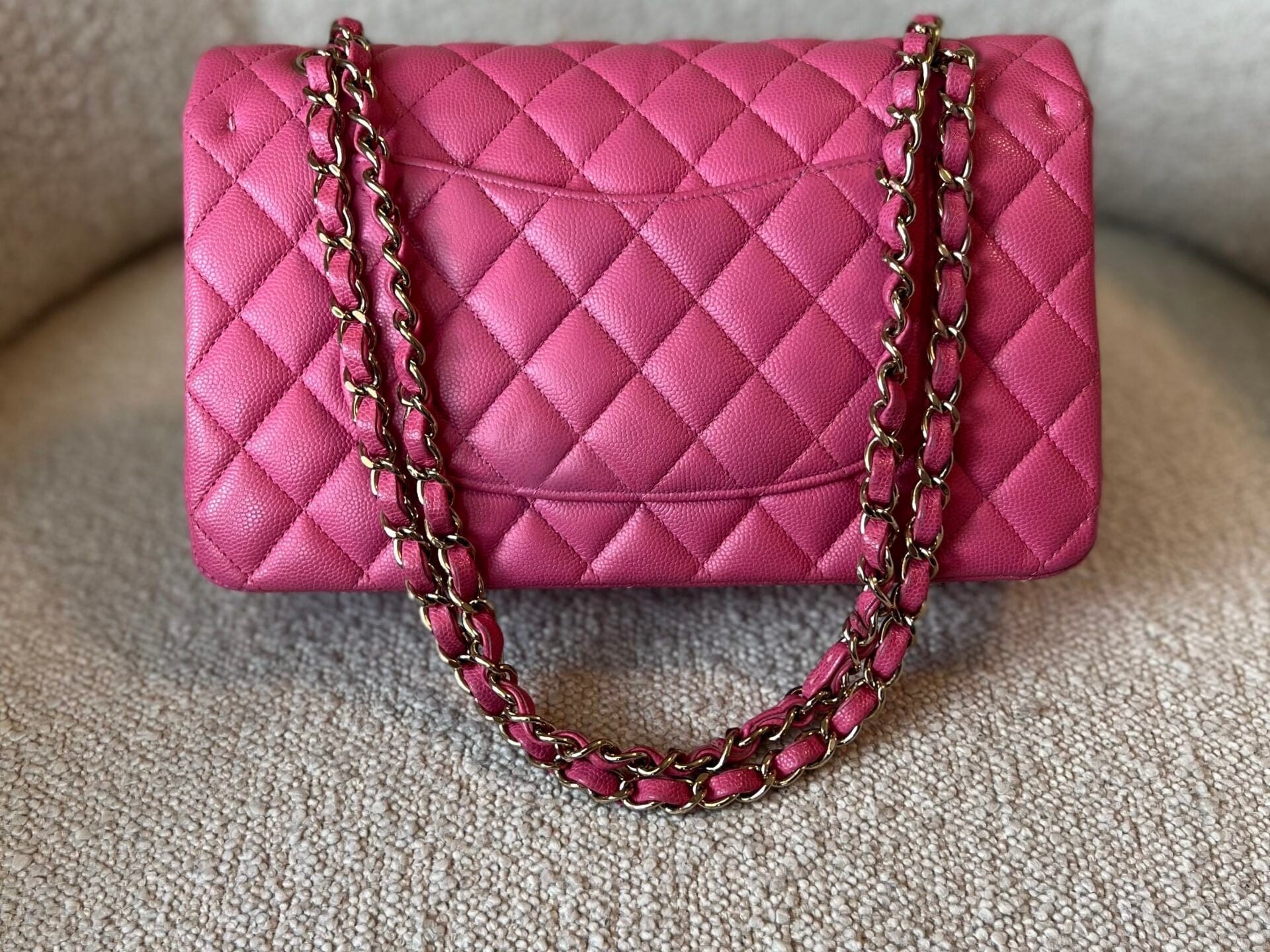 CHANEL Handbag 19C Pink Caviar Quilted Classic Flap Medium LGHW -Knockoff
