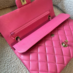 CHANEL Handbag 19C Pink Caviar Quilted Classic Flap Medium LGHW -Knockoff
