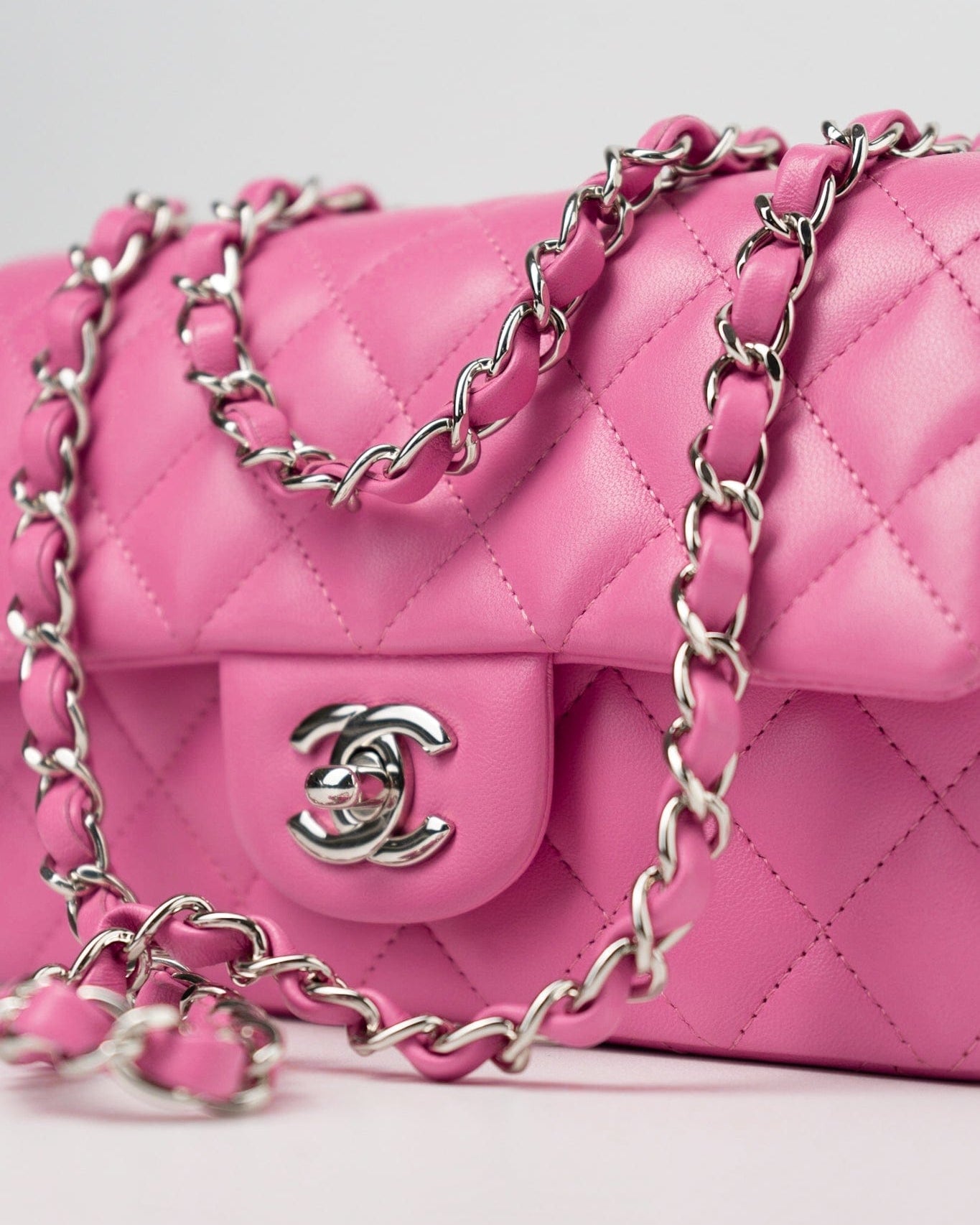 CHANEL Handbag 19C Pink Lambskin Quilted Mini Rectangular Flap SHW -Knockoff
