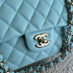 CHANEL Handbag 19C Tiffany Blue  Caviar Quilted Classic Flap Medium LGHW -Knockoff
