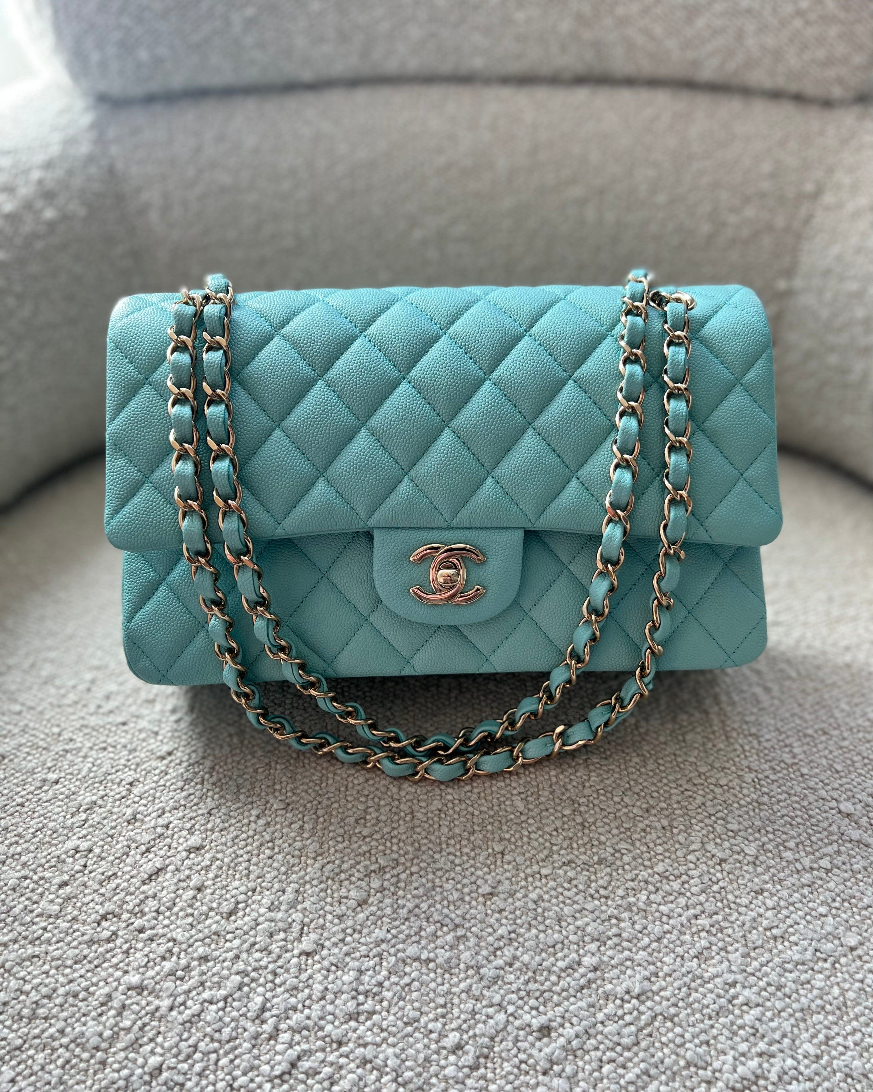 CHANEL Handbag 19C Tiffany Blue Caviar Quilted Classic Flap Medium LGHW -Knockoff
