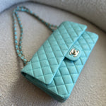 CHANEL Handbag 19C Tiffany Blue Caviar Quilted Classic Flap Medium LGHW -Knockoff
