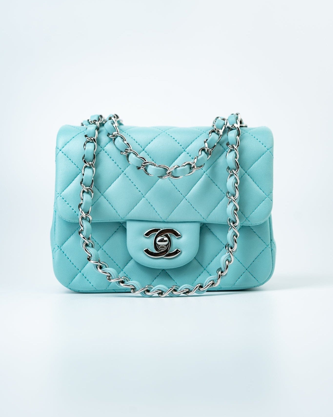 CHANEL Handbag 19c Tiffany Blue Lambskin Quilted Mini Square Single Flap Silver Hardware -Knockoff
