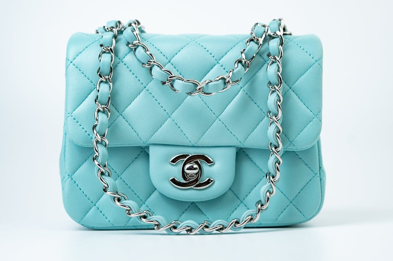 CHANEL Handbag 19c Tiffany Blue Lambskin Quilted Mini Square Single Flap Silver Hardware -Knockoff
