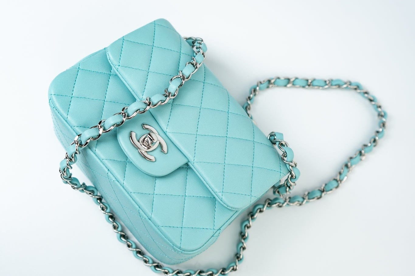 CHANEL Handbag 19c Tiffany Blue Lambskin Quilted Mini Square Single Flap Silver Hardware -Knockoff
