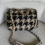 CHANEL Handbag 19K Houndstooth 19 Flap Beige/Black Small MHW -Knockoff
