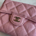 CHANEL Handbag 19S Pink Iridescent Caviar Quilted Flap Wallet -Knockoff
