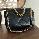 CHANEL Handbag 20A Black Goatskin Quilted 19 Flap Maxi Mixed Hardware -Knockoff
