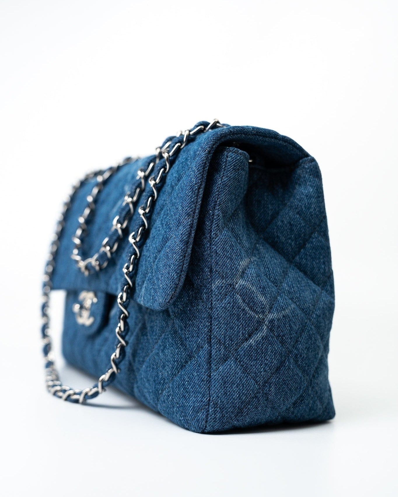 CHANEL Handbag 20B Blue Denim Quilted CC Classic Flap Jumbo SHW -Knockoff
