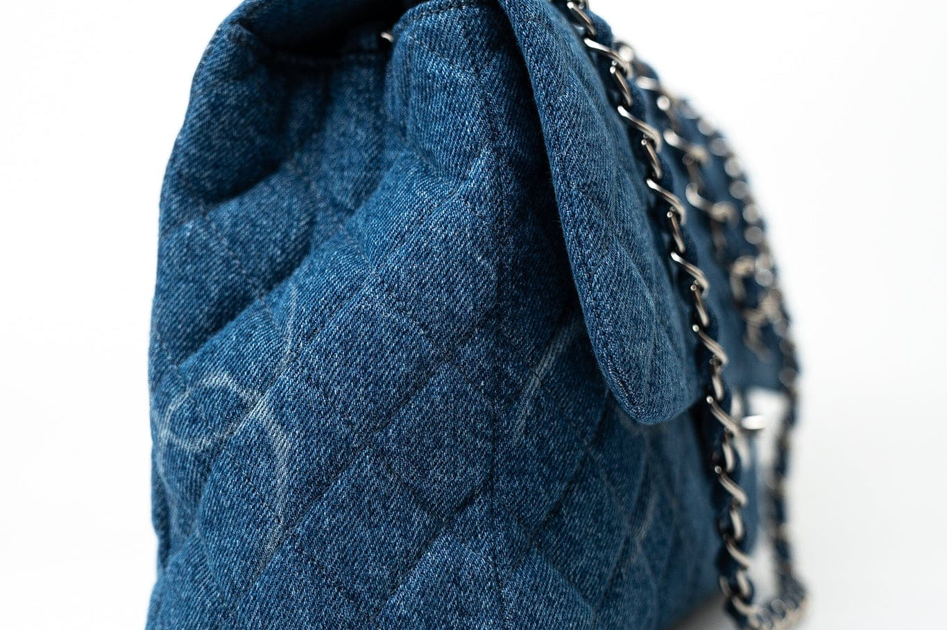 CHANEL Handbag 20B Blue Denim Quilted CC Classic Flap Jumbo SHW -Knockoff
