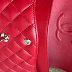 CHANEL Handbag 20B Red Lambskin Quilted Classic Flap Medium SHW -Knockoff
