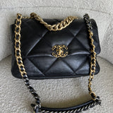 CHANEL Handbag 20C Black Lambskin Quilted 19 Flap Medium/Large Mixed Hardware -Knockoff
