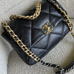 CHANEL Handbag 20C Black Lambskin Quilted 19 Flap Medium/Large Mixed Hardware -Knockoff
