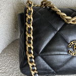 CHANEL Handbag 20C Black Lambskin Quilted 19 Flap Medium/Large Mixed Hardware -Knockoff
