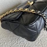 CHANEL Handbag 20C Black Lambskin Quilted 19 Flap Medium/Large Mixed Hardware -Knockoff
