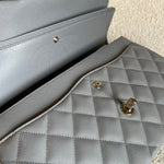 CHANEL Handbag 20C Grey Caviar Quilted Jumbo Classic Flap LGHW -Knockoff
