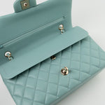 CHANEL Handbag 20C Tiffany Blue Caviar Quilted Classic Flap Medium Light Gold Hardware -Knockoff
