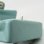 CHANEL Handbag 20C Tiffany Blue Caviar Quilted Classic Flap Medium Light Gold Hardware -Knockoff
