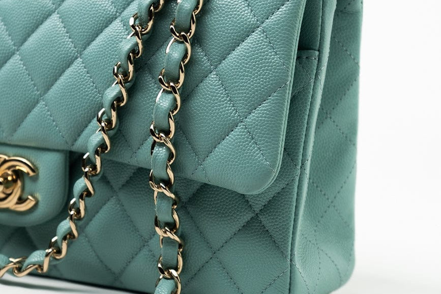 CHANEL Handbag 20C Tiffany Blue Caviar Quilted Classic Flap Medium Light Gold Hardware -Knockoff
