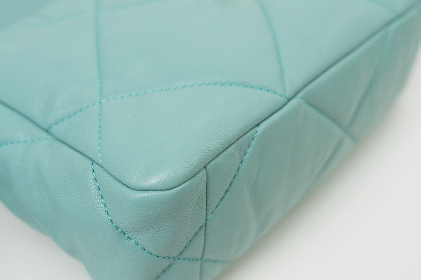 CHANEL Handbag 20C Tiffany Blue Goatskin 19 Flap Small Mixed Hardware -Knockoff
