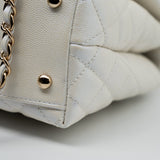 CHANEL Handbag 20K Iridescent White Caviar Quilted Coco Handle Medium Light Gold Hardware -Knockoff
