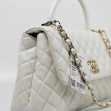 CHANEL Handbag 20K Iridescent White Caviar Quilted Coco Handle Medium Light Gold Hardware -Knockoff
