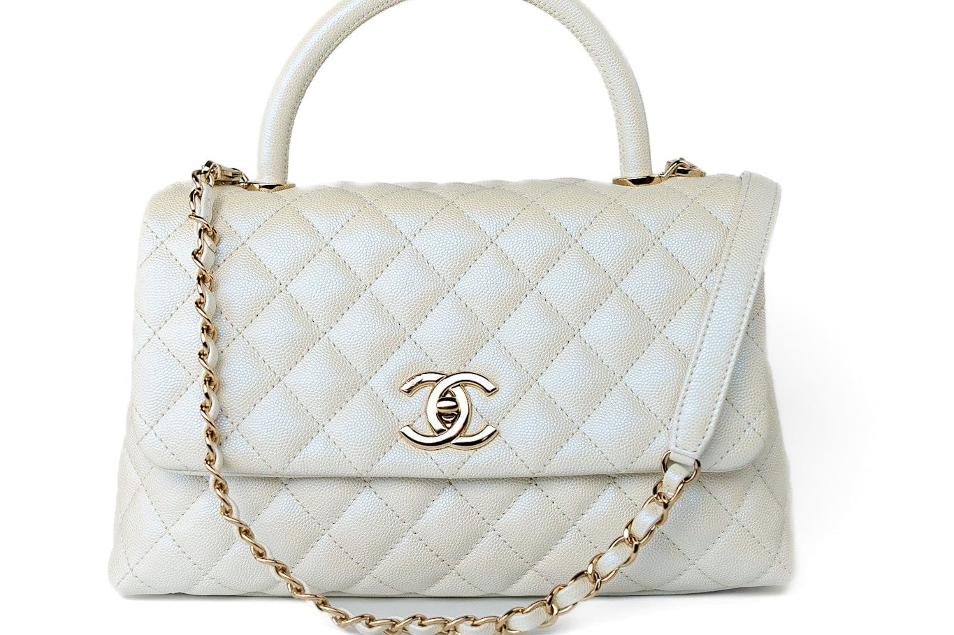 CHANEL Handbag 20K Iridescent White Caviar Quilted Coco Handle Medium Light Gold Hardware -Knockoff
