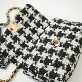 CHANEL Handbag 20S Ecru Black & White Tweed Quilted 19 Flap Small Mixed Hardware -Knockoff
