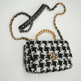 CHANEL Handbag 20S Ecru Black & White Tweed Quilted 19 Flap Small Mixed Hardware -Knockoff
