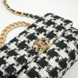 CHANEL Handbag 20S Ecru Black & White Tweed Quilted 19 Flap Small Mixed Hardware -Knockoff
