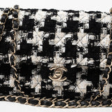 CHANEL Handbag 20S Ecru Black & White Tweed Quilted Medium Classic Flap LGHW -Knockoff
