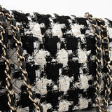 CHANEL Handbag 20S Ecru Black & White Tweed Quilted Medium Classic Flap LGHW -Knockoff
