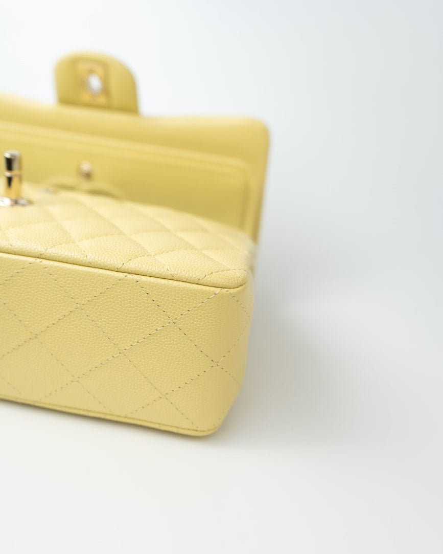 CHANEL Handbag 20S Yellow Caviar Quilted Classic Flap Small Light Gold Hardware -Knockoff
